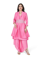 Load image into Gallery viewer, Pink Layered Kurta Set With Rose Belt
