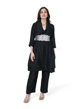 Load image into Gallery viewer, Black Layered Kurta Set With Rose Belt
