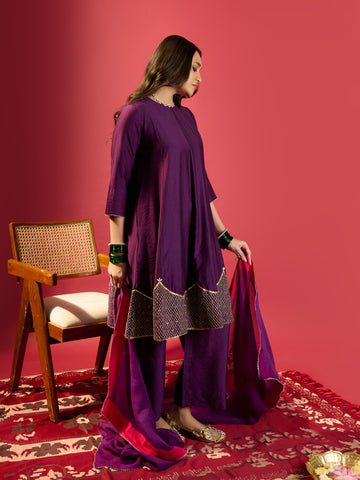 Deep Purple Shoulder Kali Kurta With Pant And Dupatta