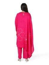 Load image into Gallery viewer, Pink Cape Kurta Set
