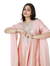 Load image into Gallery viewer, Dusty Pink Kali Kurta Set
