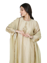 Load image into Gallery viewer, Green Chand Straight Kurta Set
