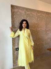 Load image into Gallery viewer, Summer Jacket Kurta Set
