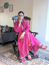 Load image into Gallery viewer, Hot Pink Chand Embroidered Kurta Set
