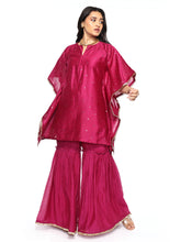 Load image into Gallery viewer, Plum Short Kaftan And Garara Set
