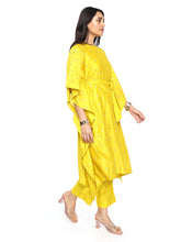 Load image into Gallery viewer, Mustard Kaftan Set With Belt
