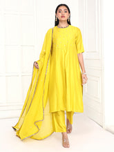 Load image into Gallery viewer, Mustard Kurta Set With Yoke
