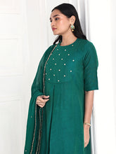 Load image into Gallery viewer, Rama Green Kurta Set With Yoke
