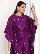 Load image into Gallery viewer, Deep Purple Kaftan Set With Belt
