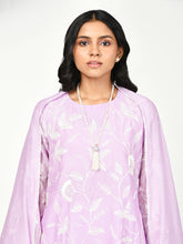 Load image into Gallery viewer, Jaal Chaav Kurta Set
