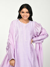 Load image into Gallery viewer, Lilac Chaav Pleated Kurta Set
