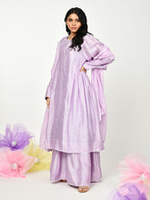 Load image into Gallery viewer, Lilac Chaav Pleated Kurta Set
