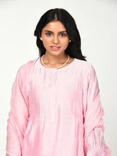 Load image into Gallery viewer, Baby Pink Chaav Pleated Kurta Set
