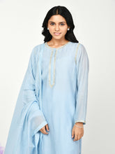 Load image into Gallery viewer, Tilla Chaav Kurta Set
