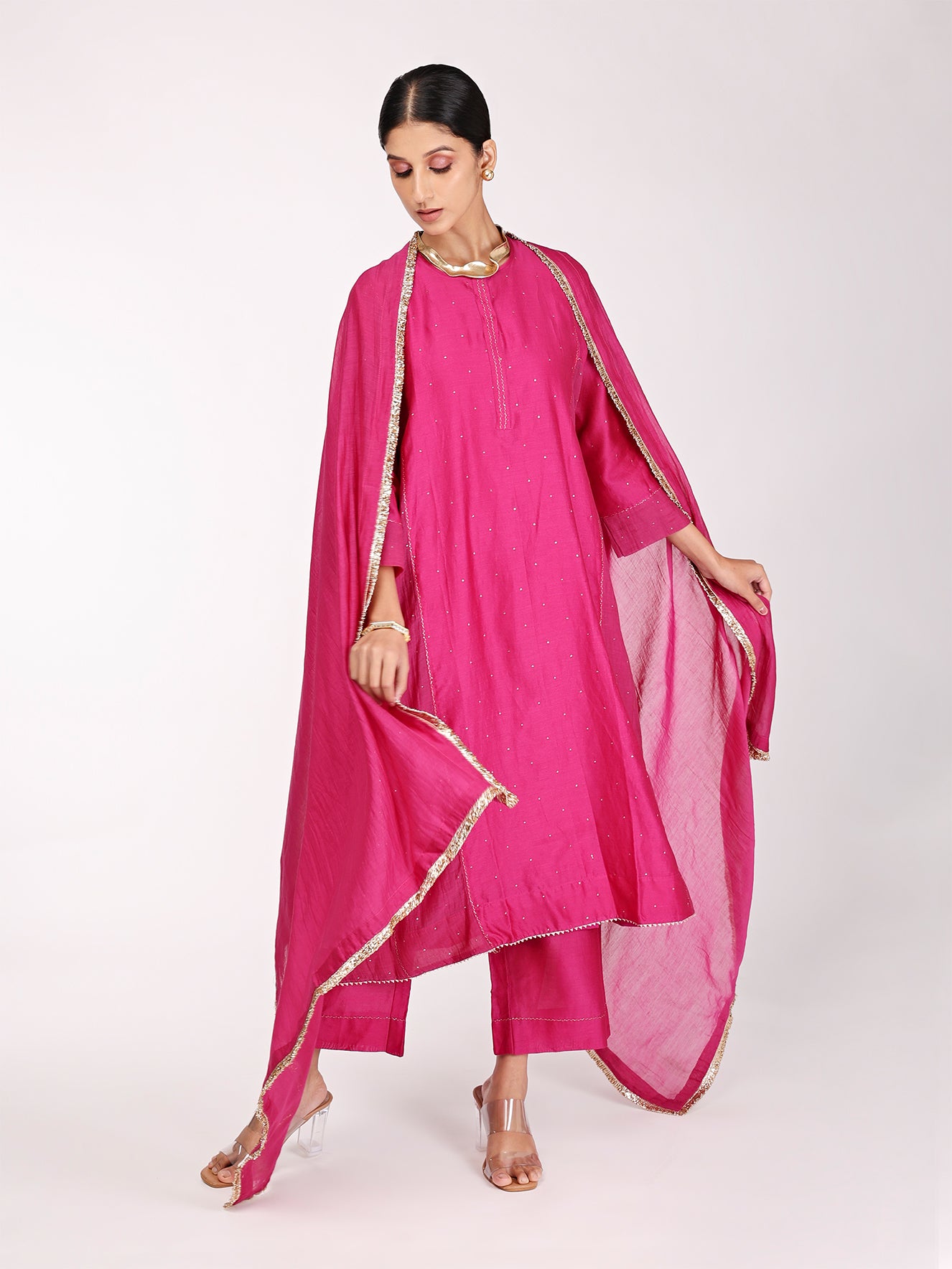 Magenta Chand Embroidered Kurta Set