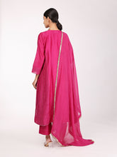 Load image into Gallery viewer, Magenta Chand Embroidered Kurta Set
