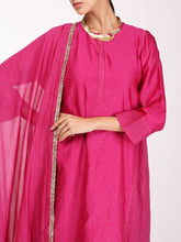 Load image into Gallery viewer, Magenta Chand Embroidered Kurta Set
